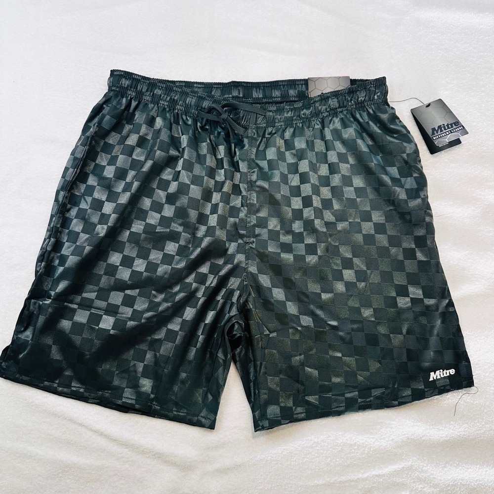 Mitre Mens Sage Green Checkered Athletic Shorts 7 Inseam MMT379 Size L NWT